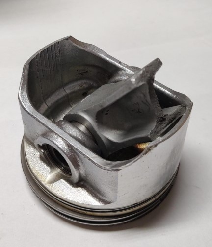 Kawasaki FX801V 13001-7025 Engine Piston